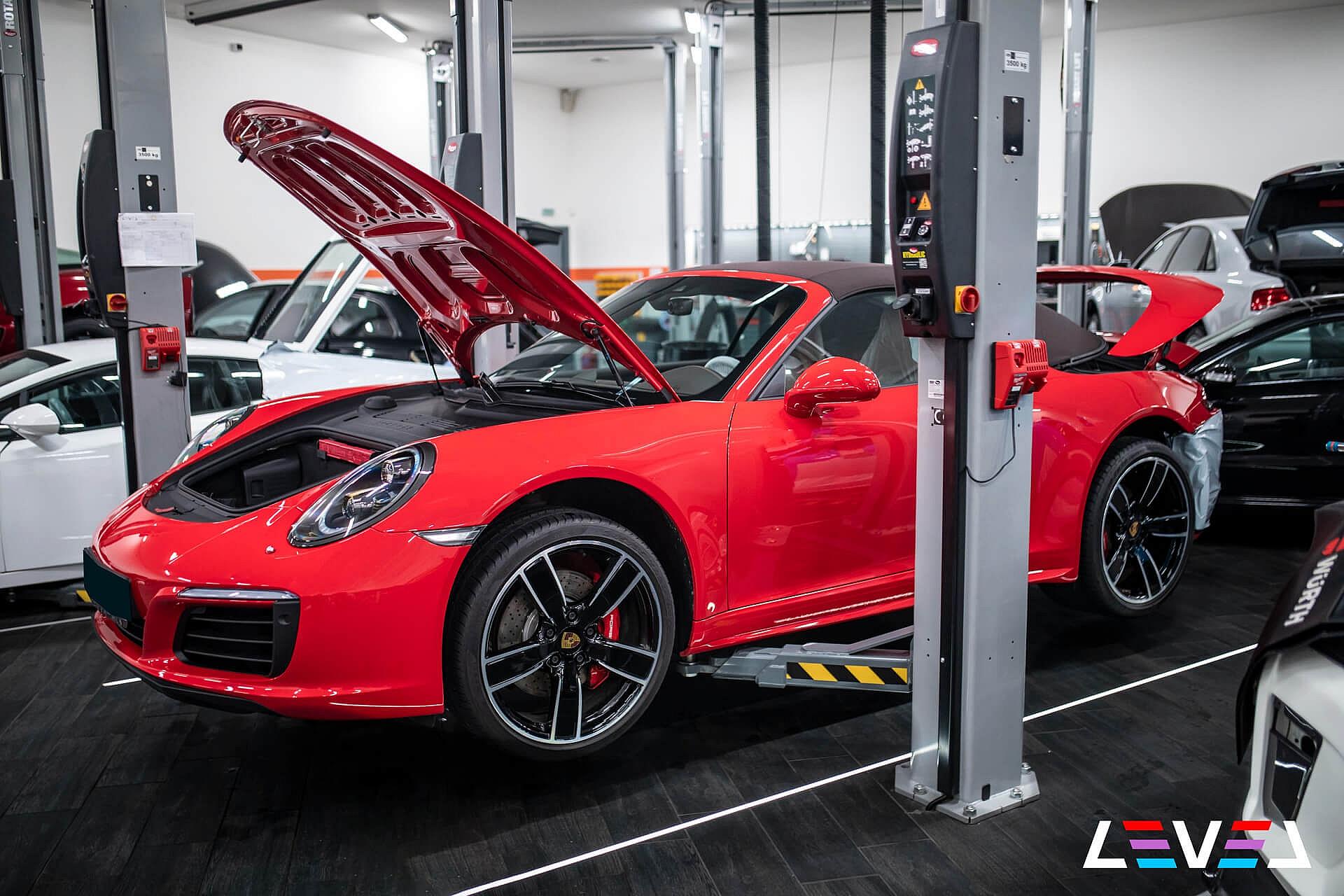 ТО кабриолета Porsche 911