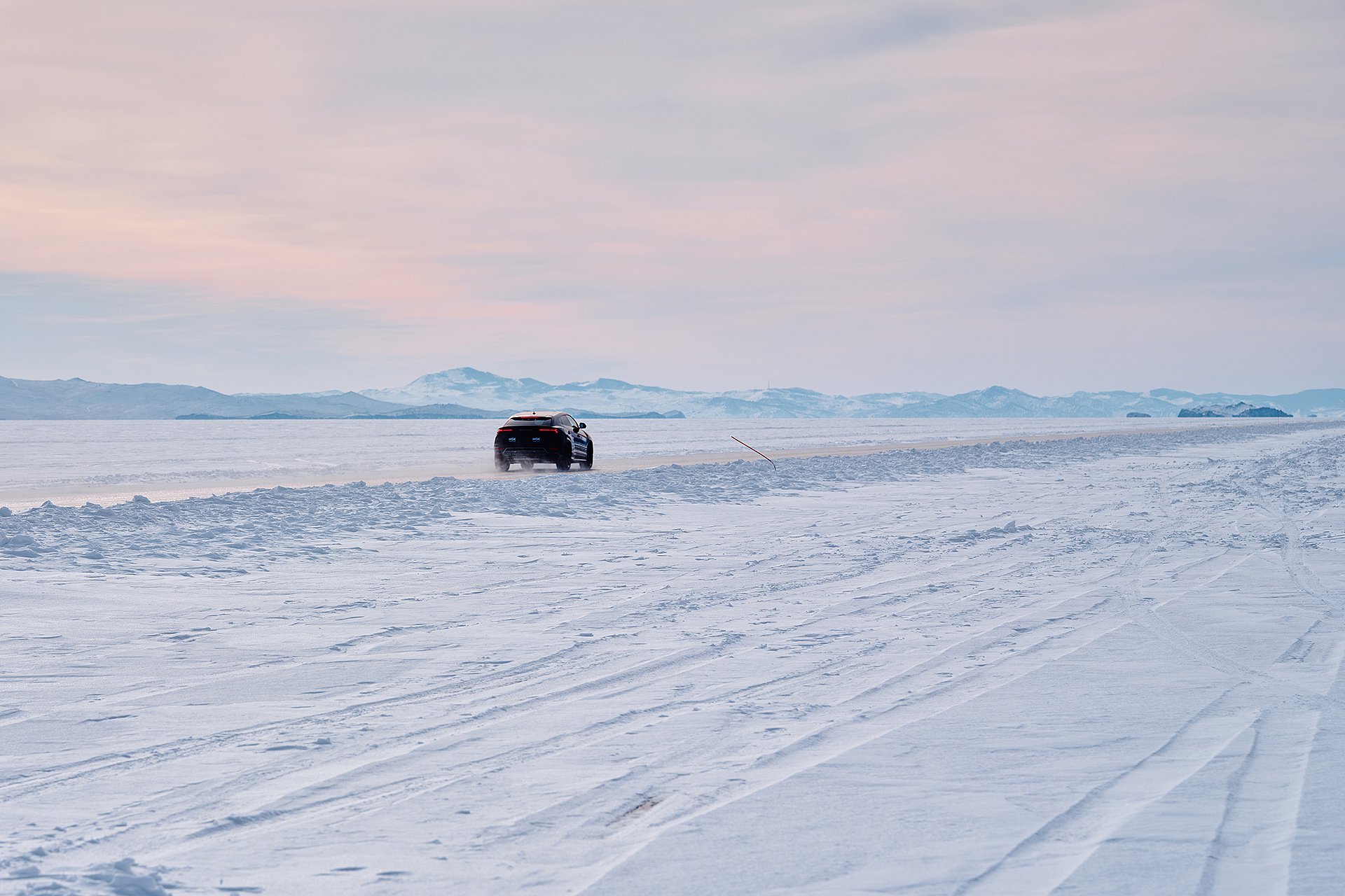 Абсолютный рекорд скорости на льду наш!
