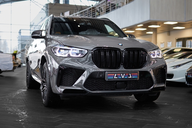 BMW X5m - Превосходство по всем направлениям