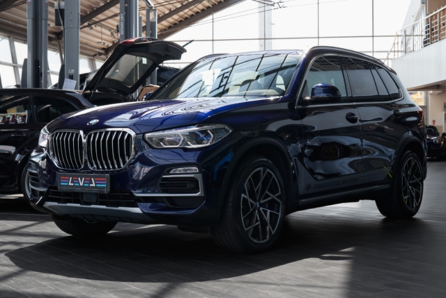 BMW X5 XDrive 40i - комплексный подход к приданию блеска и чистоты