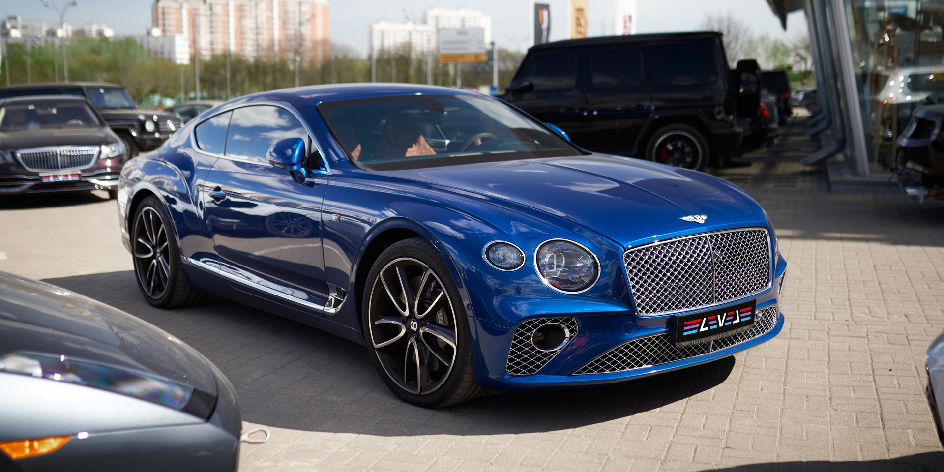 Оклейка Bentley Continental GT полиуретаном - Защита и Эстетика