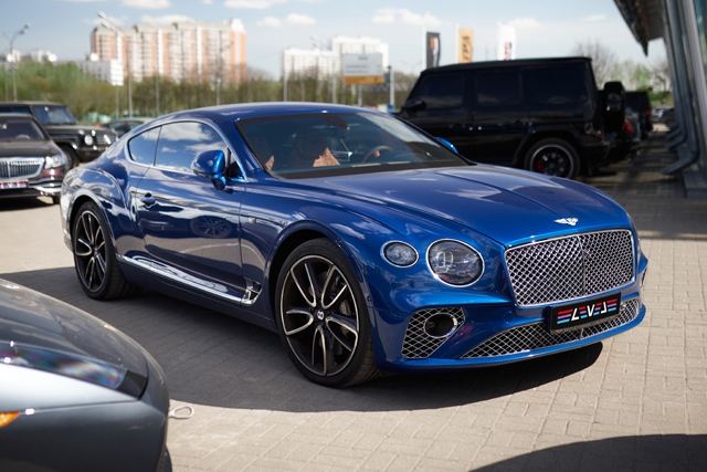 Оклейка Bentley Continental GT полиуретаном - Защита и Эстетика
