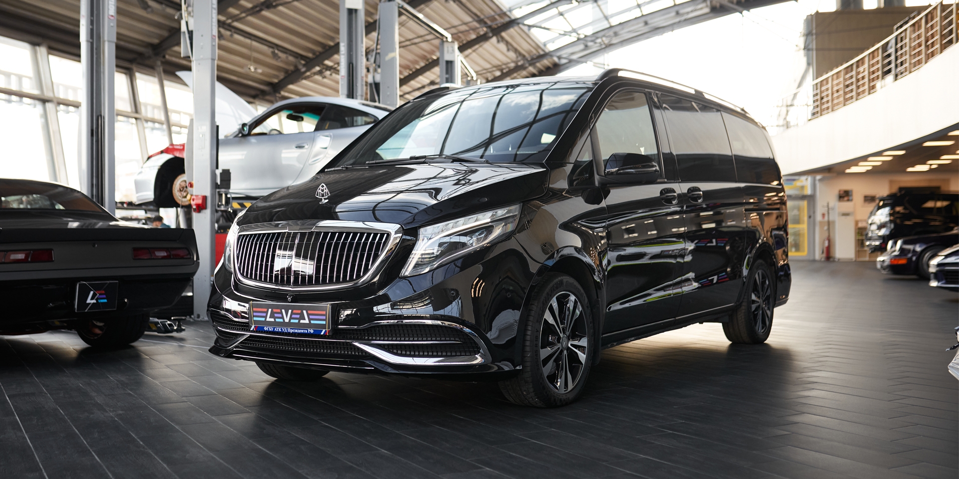 Преображение Mercedes-Benz V250: стиль Maybach и максимальная защита