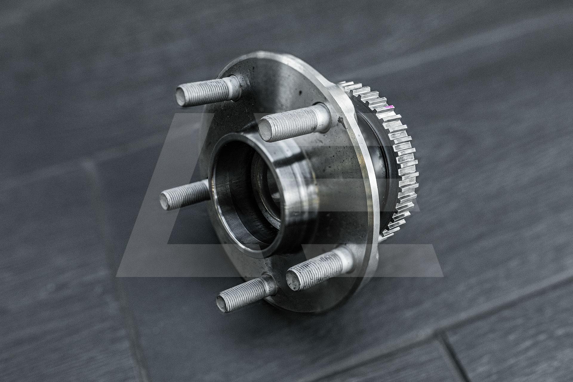 Nissan , 402005L310, Ступица колеса, передняя Изображение №1