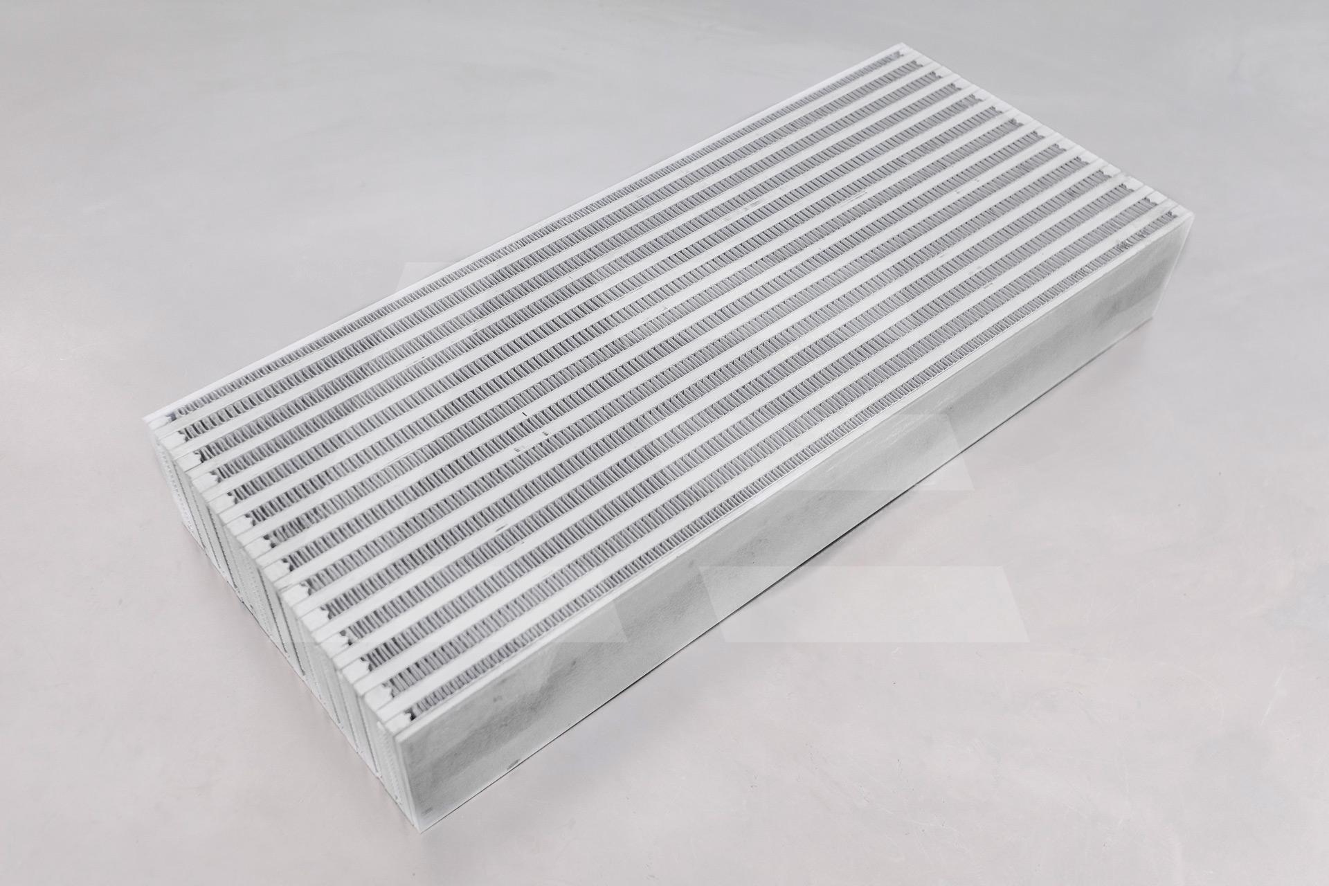 Vibrant Performance Ядро (core) воздушного интеркулера, 550мм*240мм*82мм Изображение №1