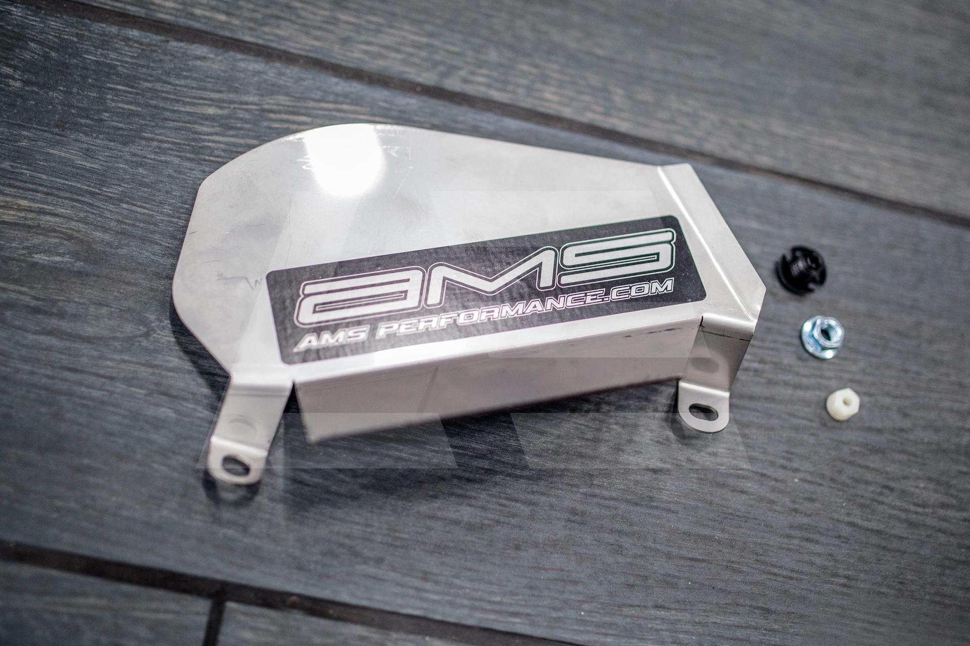 AMS Performance Кожух защиты от влаги жгута проводки со стороны пассажира Nissan GT-R R35 Изображение №1