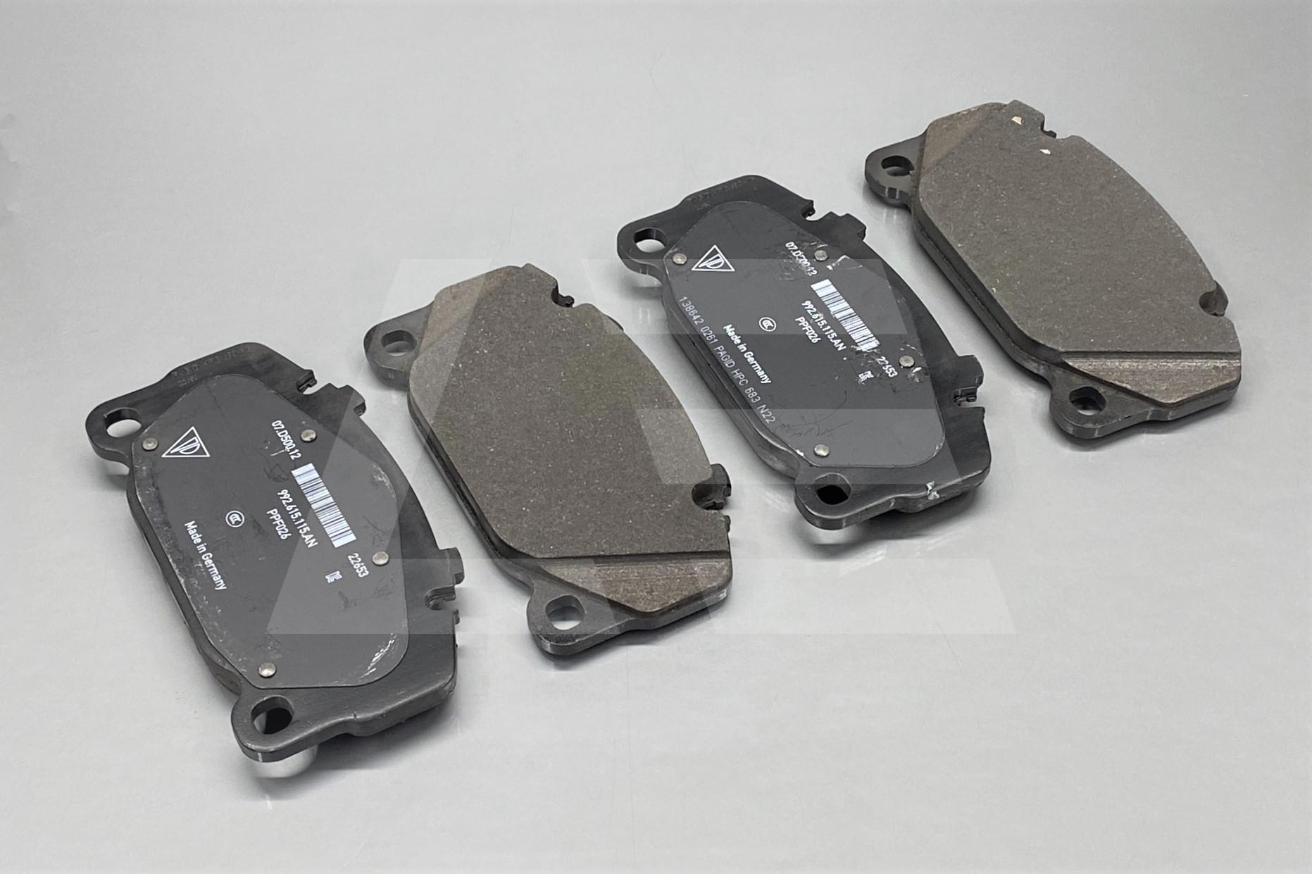 Porsche , 992698151L, Колодки тормозные передние Изображение №1