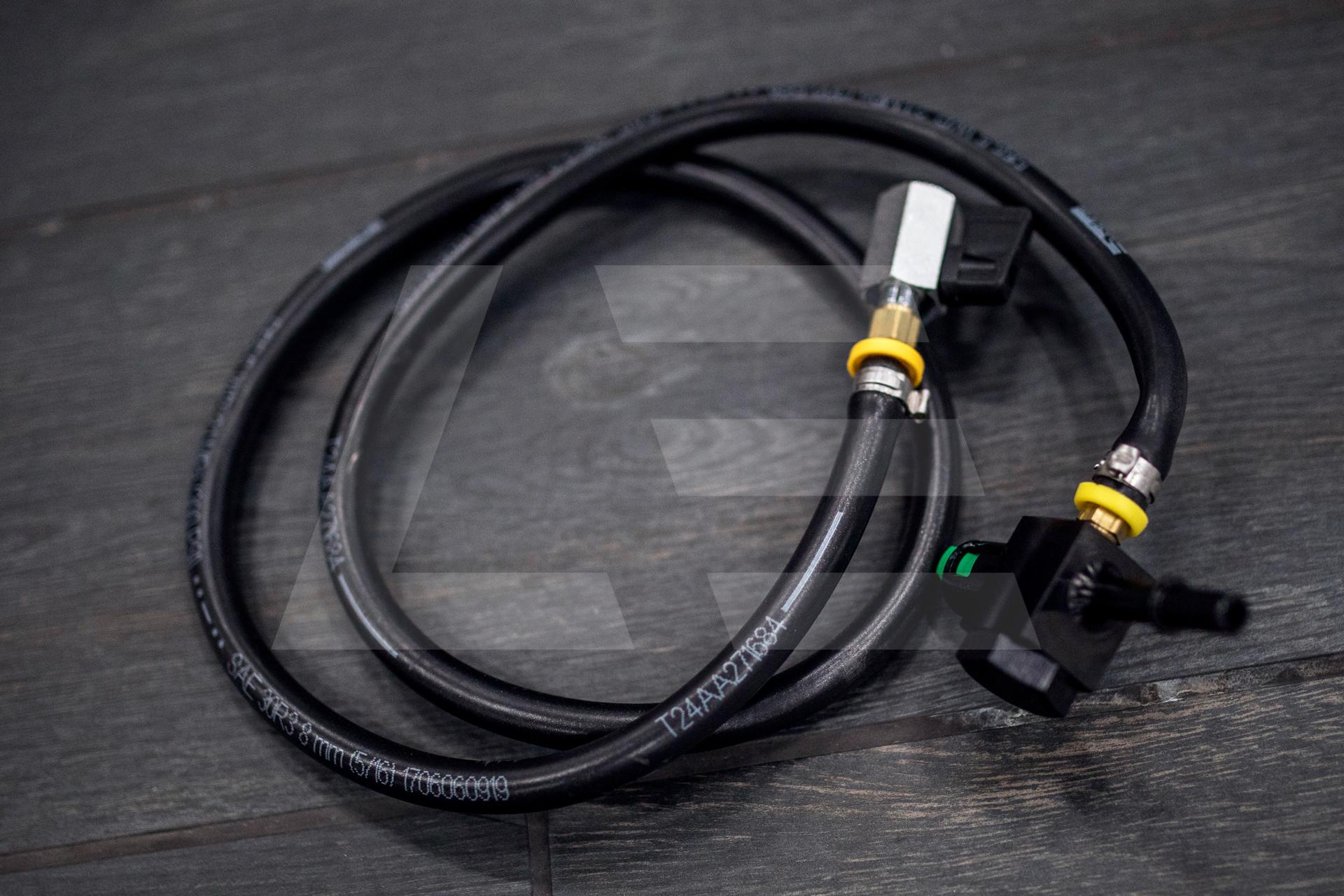 AMS Performance Шланг слива топлива с бака Nissan GT-R R35 VR38DETT Изображение №1