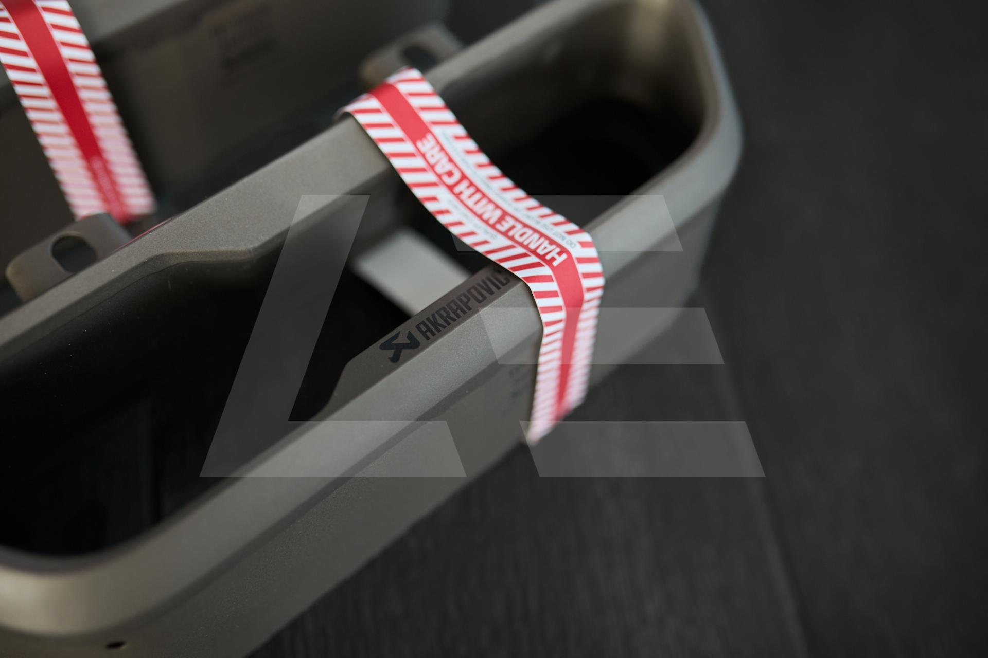 Akrapovic Насадки выхлопной системы (Titanium) Mercedes-AMG (W465) G63 Изображение №3