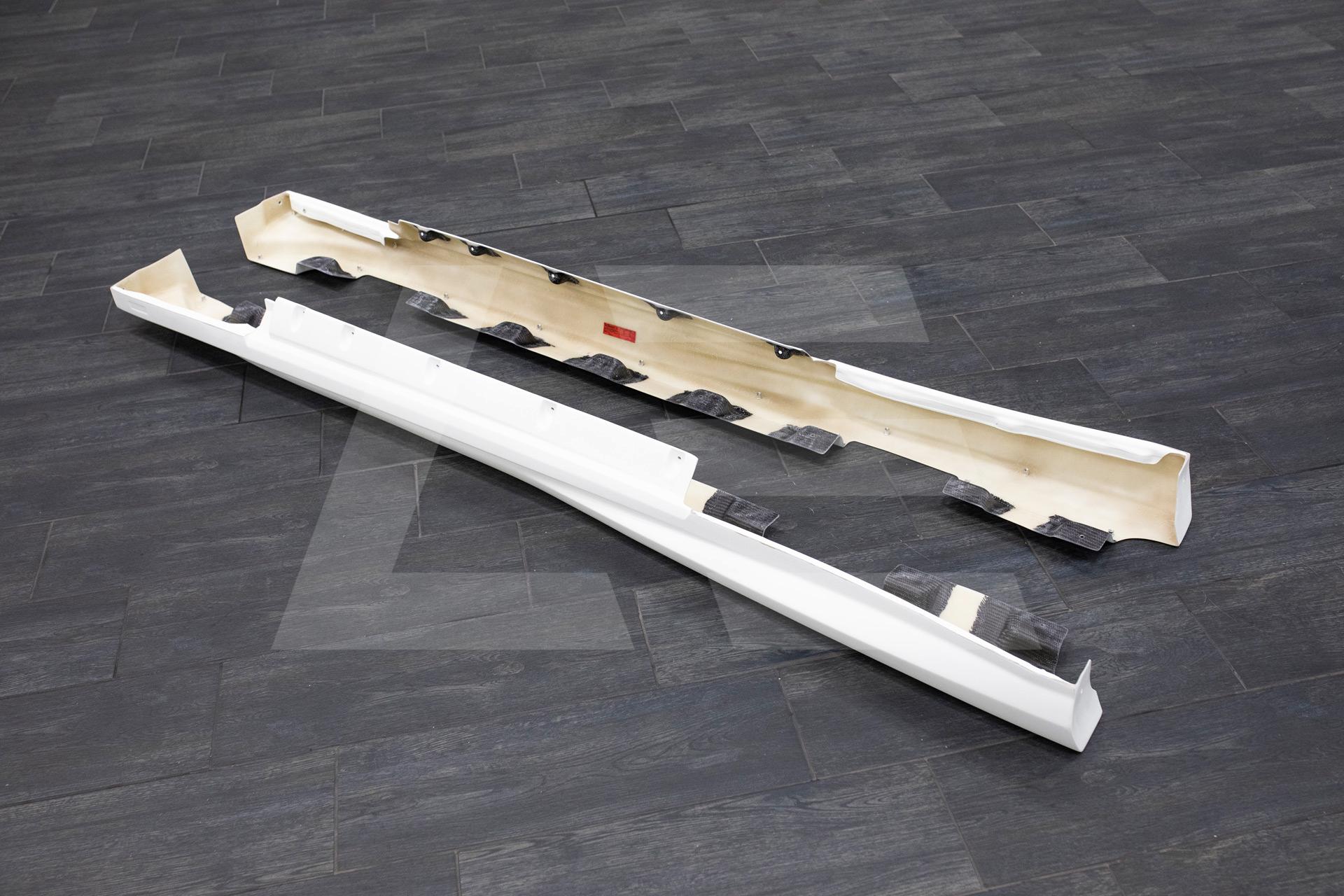 Varis Накладки на пороги Nissan GT-R R35 2017+ Изображение №1