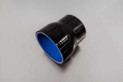 Патрубок силиконовый 60-70мм прямой,черный Фото