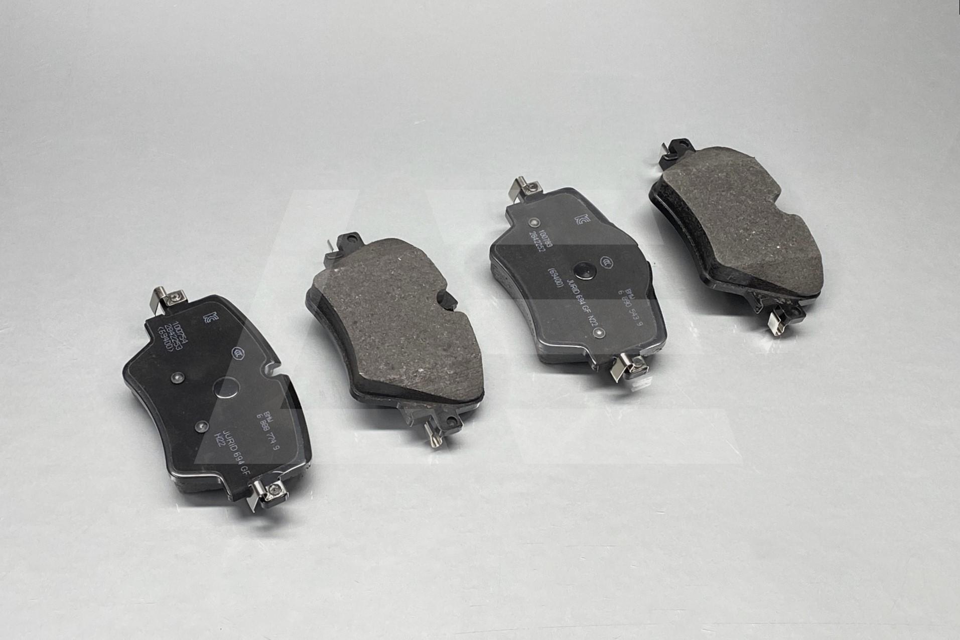 BMW 34116890553 Колодки тормозные передние Изображение №1