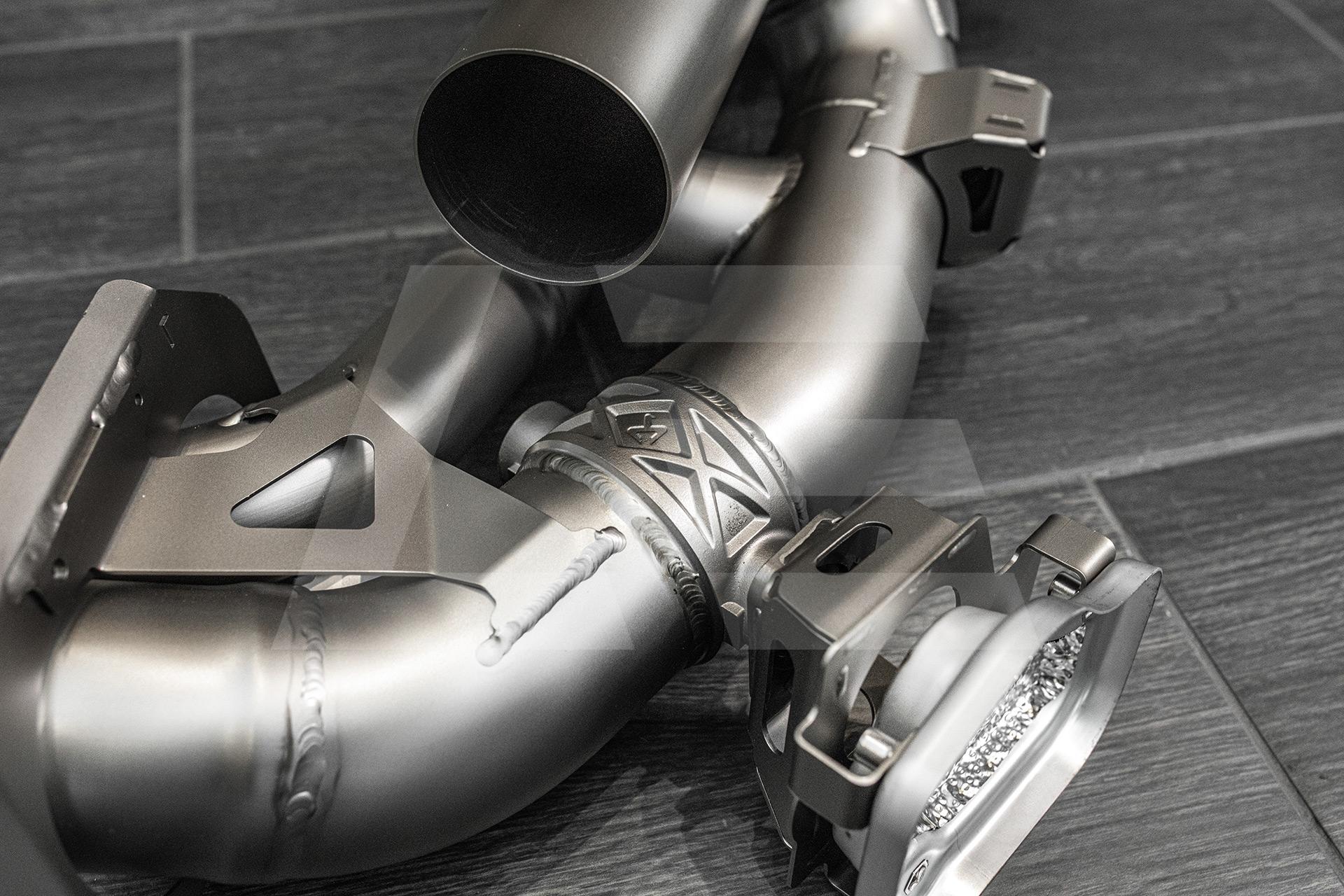 Akrapovic Выхлопная система Slip-On Race Line Porsche (992) 911 Turbo / Turbo S (без насадок) Изображение №2