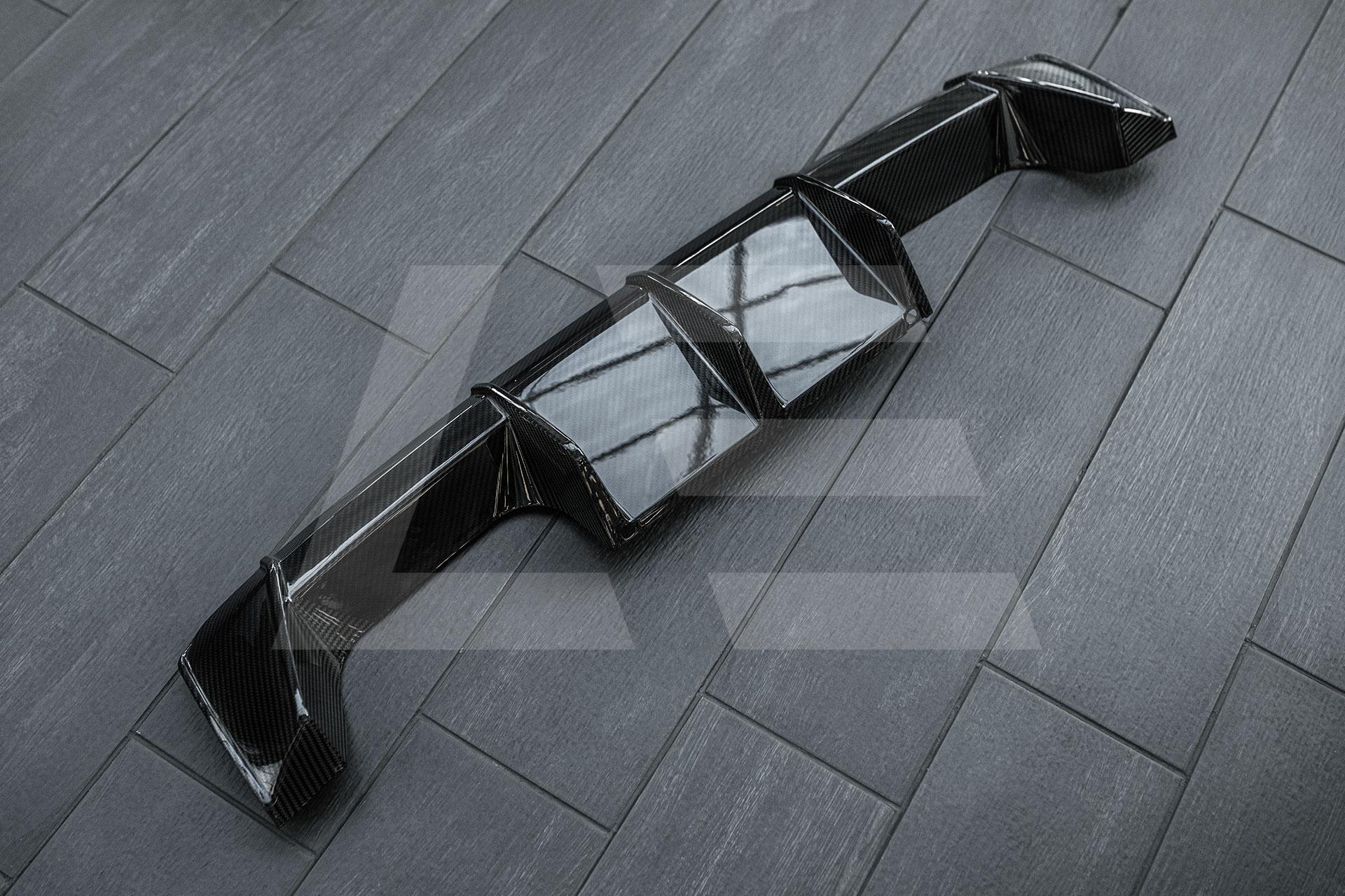 R44 Диффузор заднего бампера BMW G82 M4 карбон Изображение №1