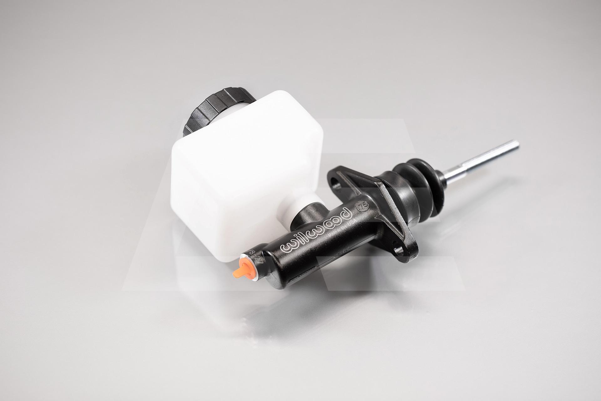 Wilwood Цилиндр тормозной с бачком 0,750"/ход 1,12" Изображение №1