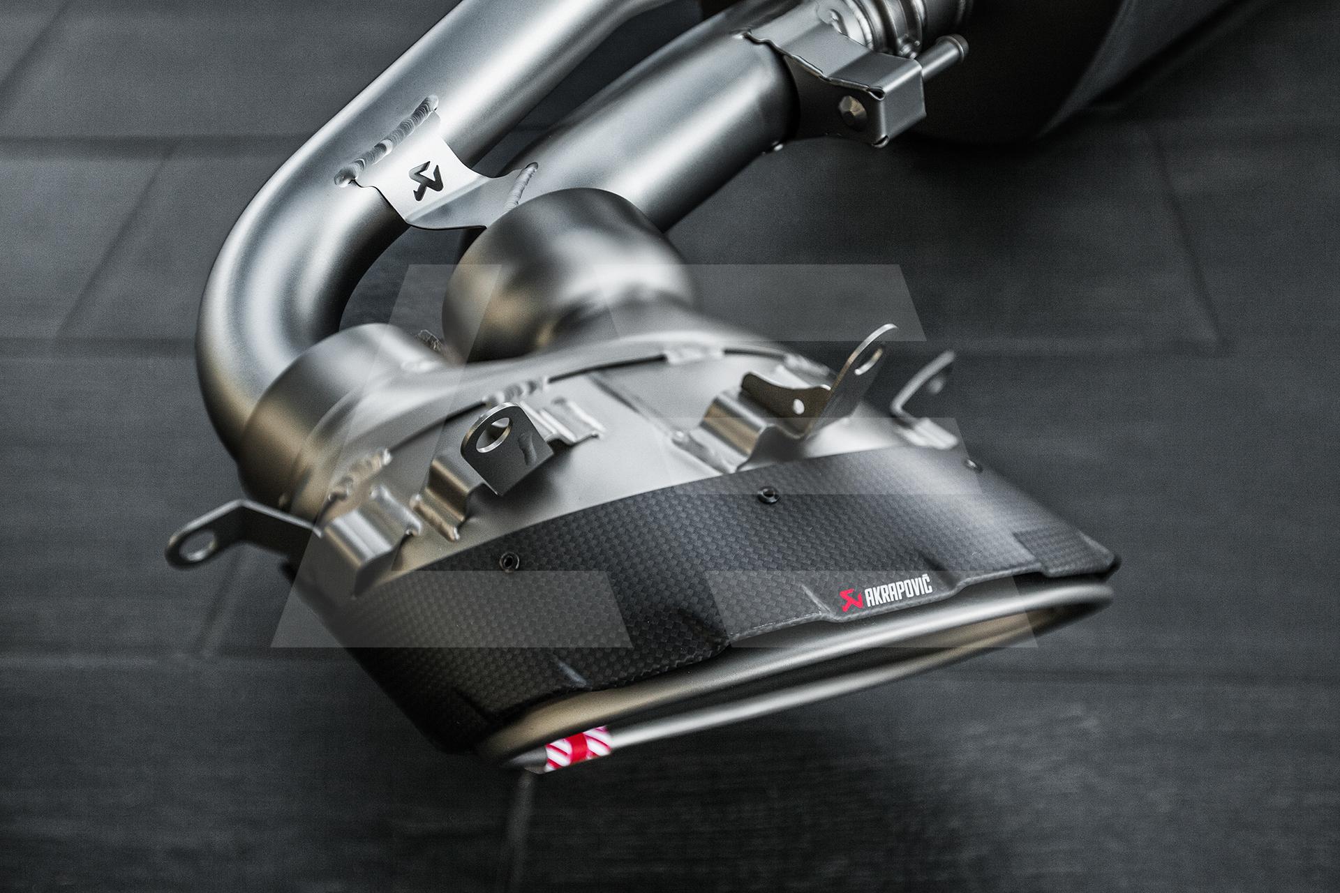 Akrapovic Выхлопная система Slip-On Race Line Audi RS Q8 (4M) 2020 Изображение №2