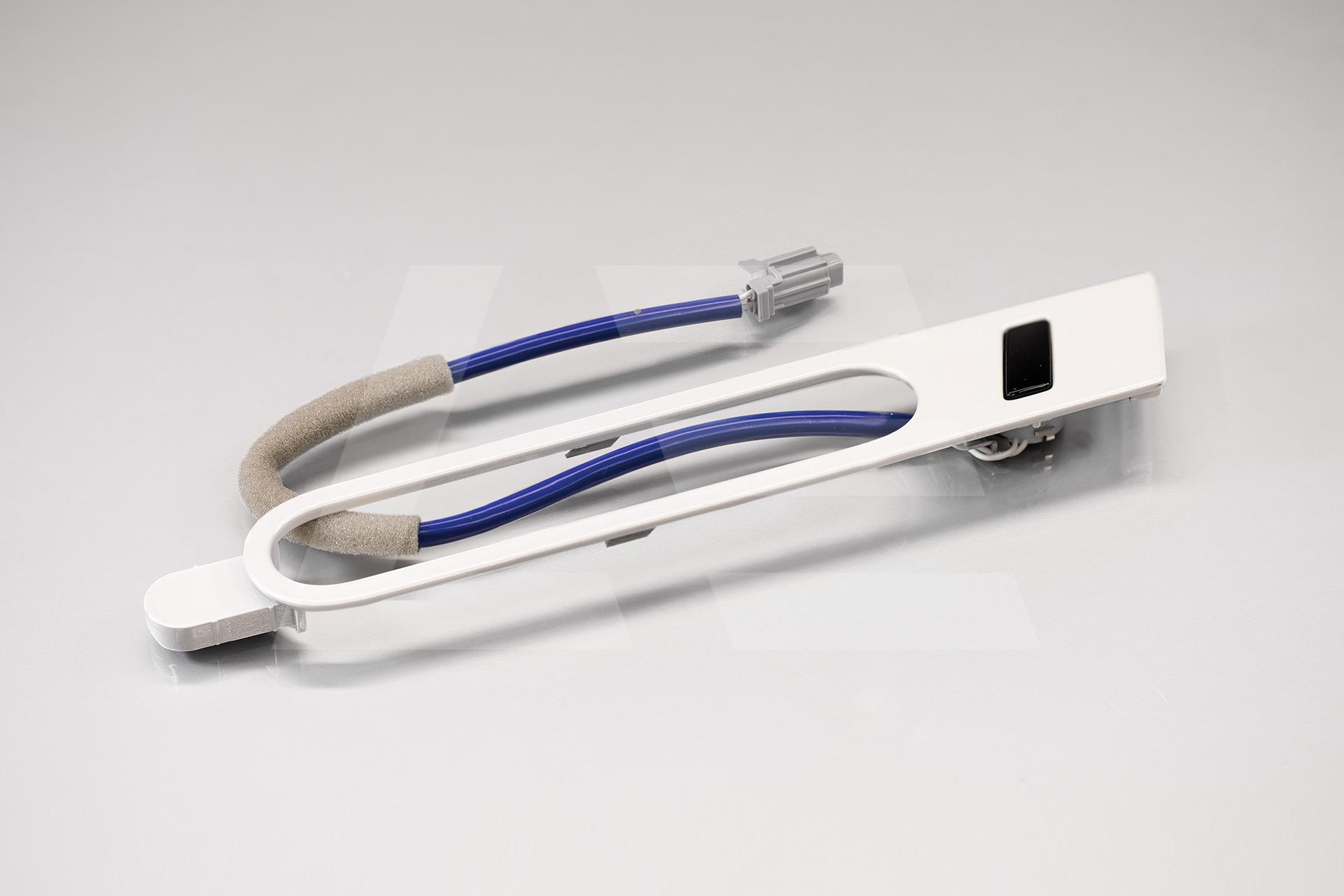 Nissan , 80645JF01E, Накладка на ручку двери LH GTR Изображение №1