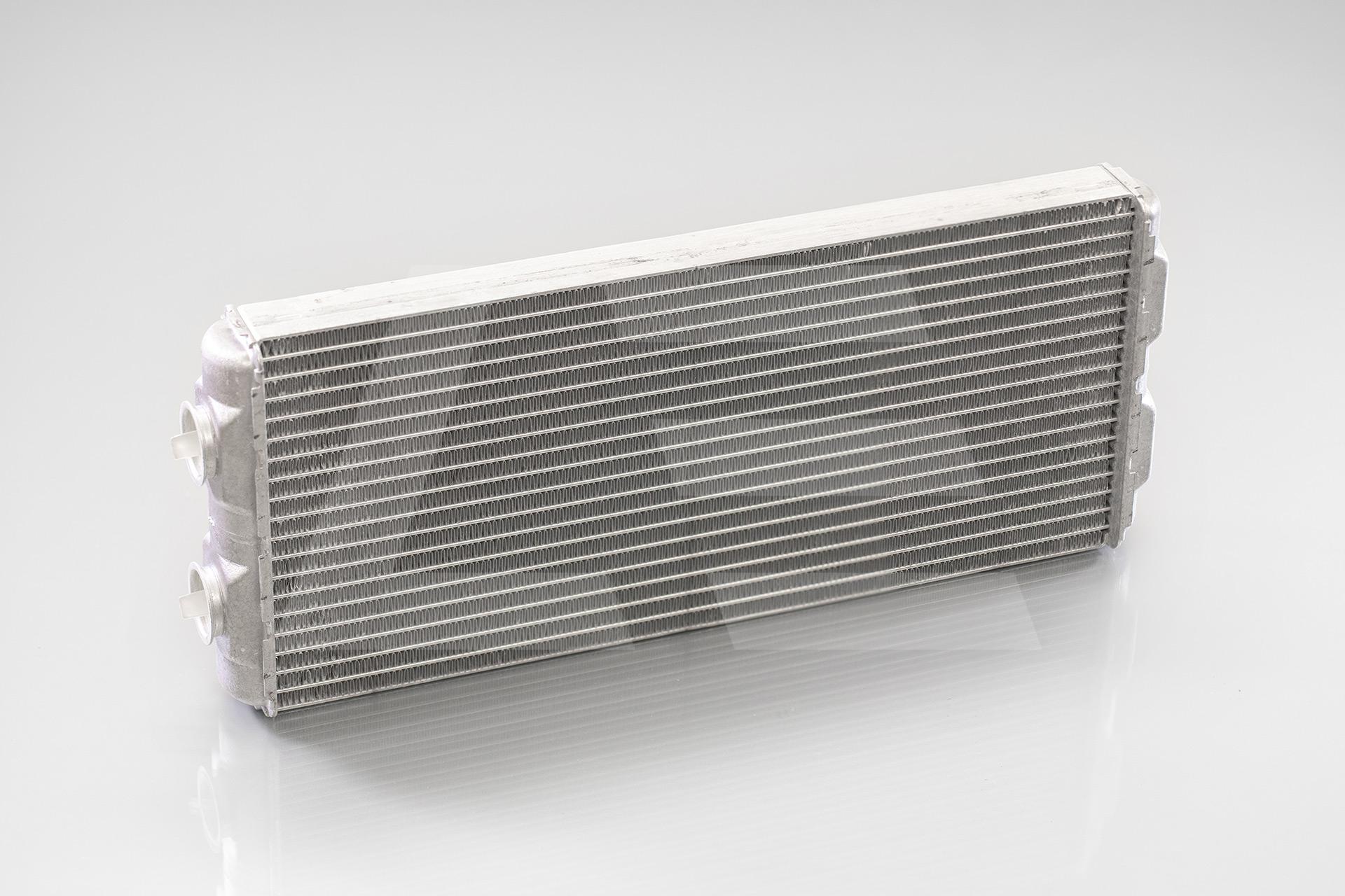 Nissens 72048 Радиатор отопителя универсальный Изображение №1