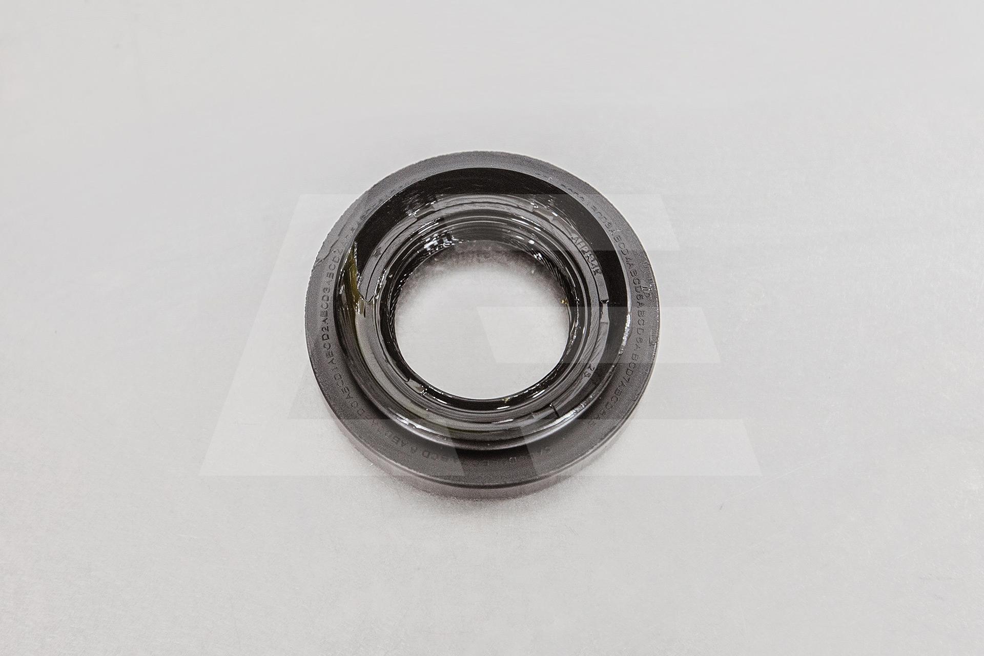 Dodson Motorsport Сальник выходного вала на FWD КПП GR6 Nissan GT-R R35 Изображение №1