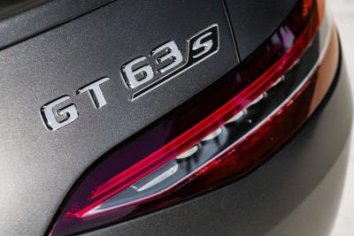 Mercedes A2908171400 Шильдик крышки багажника GT63S Фото