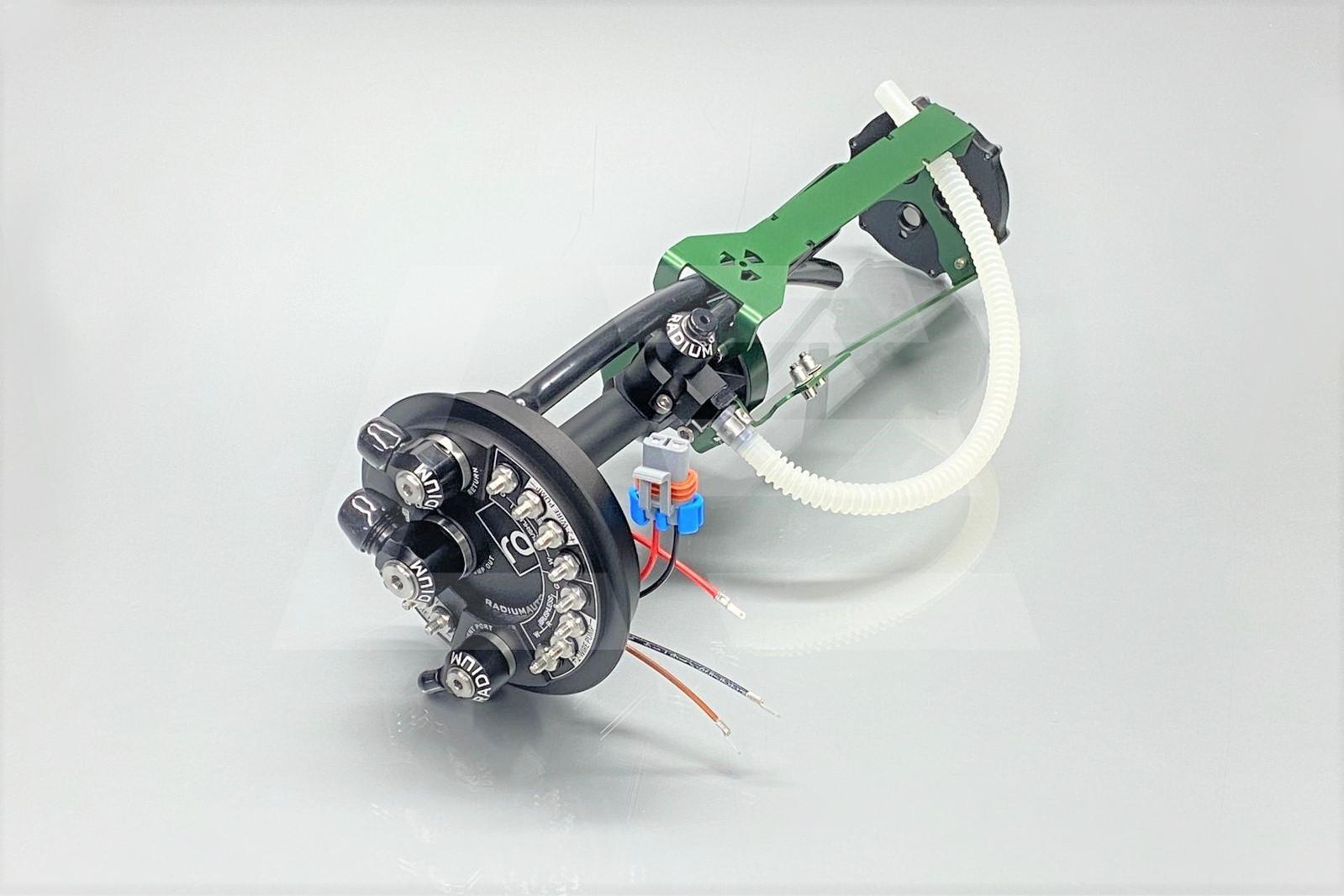 Radium Engineering Топливная станция в штатный бак Toyota Supra MK4 (JZA80) под насосы Walbro Изображение №1