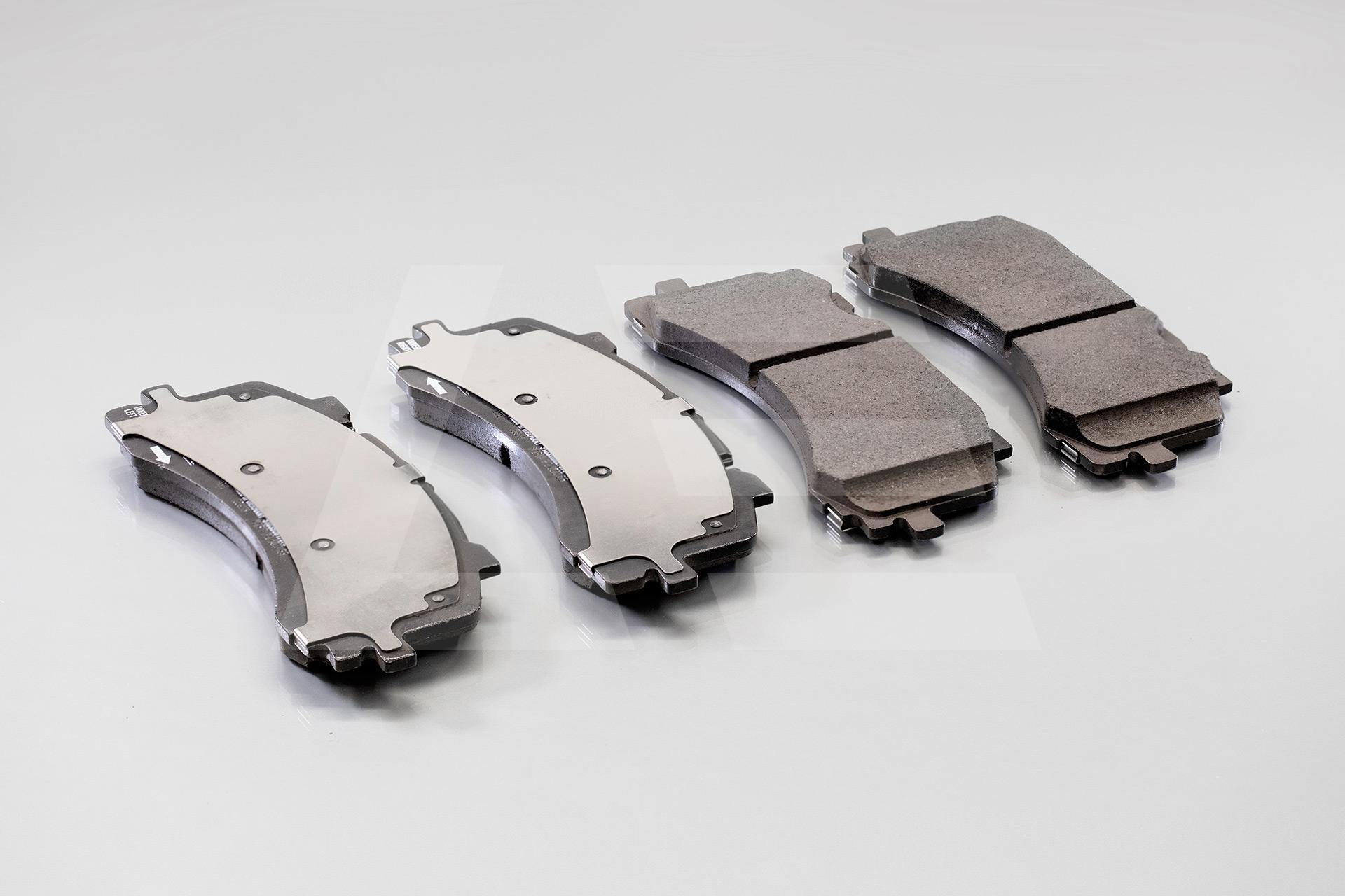 VAG 4M0698151BB Колодки тормозные передние Изображение №1