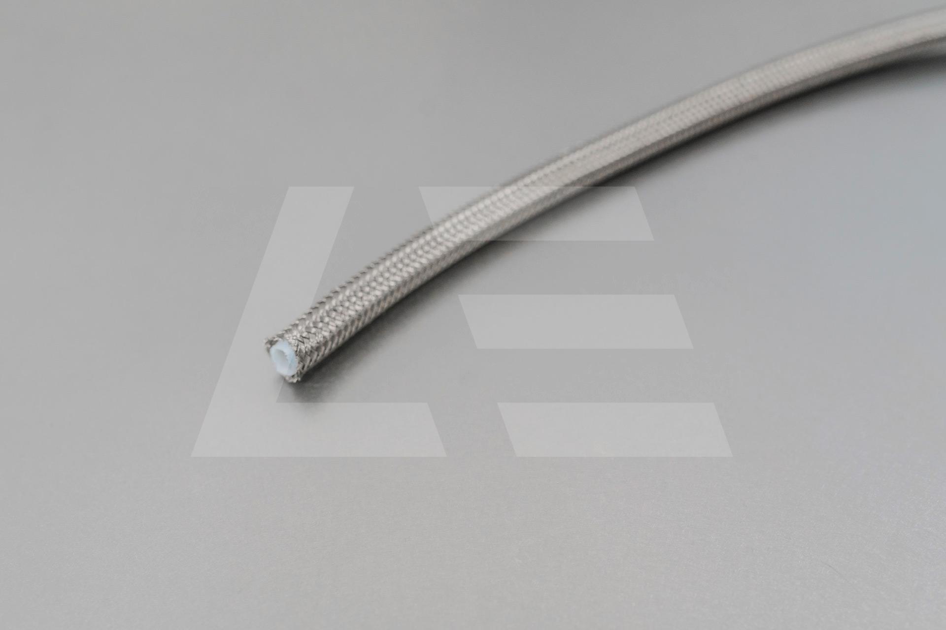 LEVEL Performance GB Шланг AN8 PTFE тефлоновый в металлической оплетке  (внутренний D = 11,1мм) Изображение №1