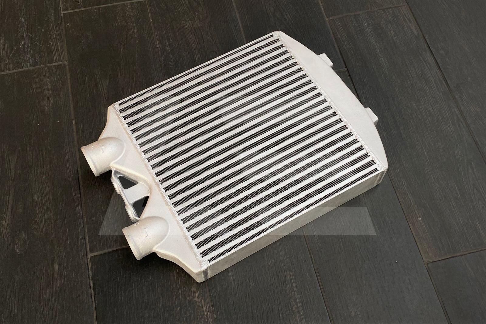 LEVEL Parts Интеркулер в штатное место SEAT / Polo MK4 GTI 1.9 TDI Изображение №1