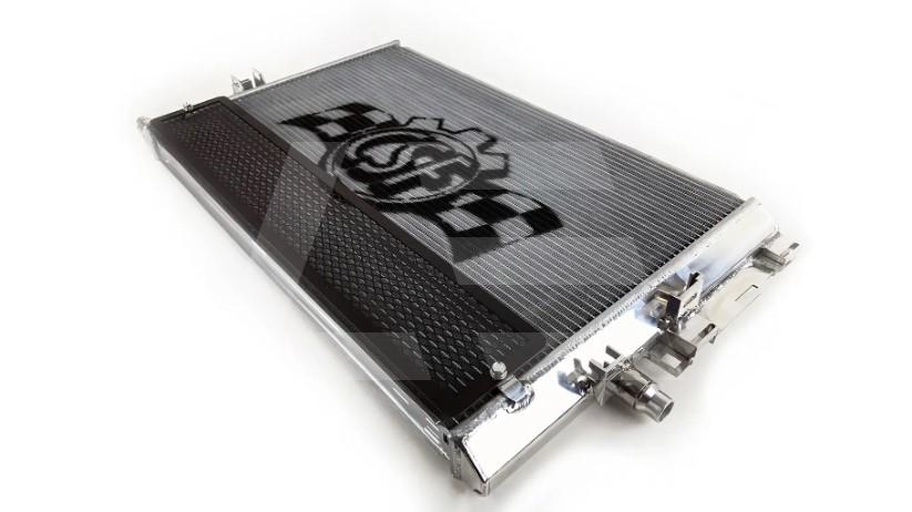 CSF Radiators Радиатор охлаждения алюминиевый Mercedes C63 AMG 4.0T Изображение №1