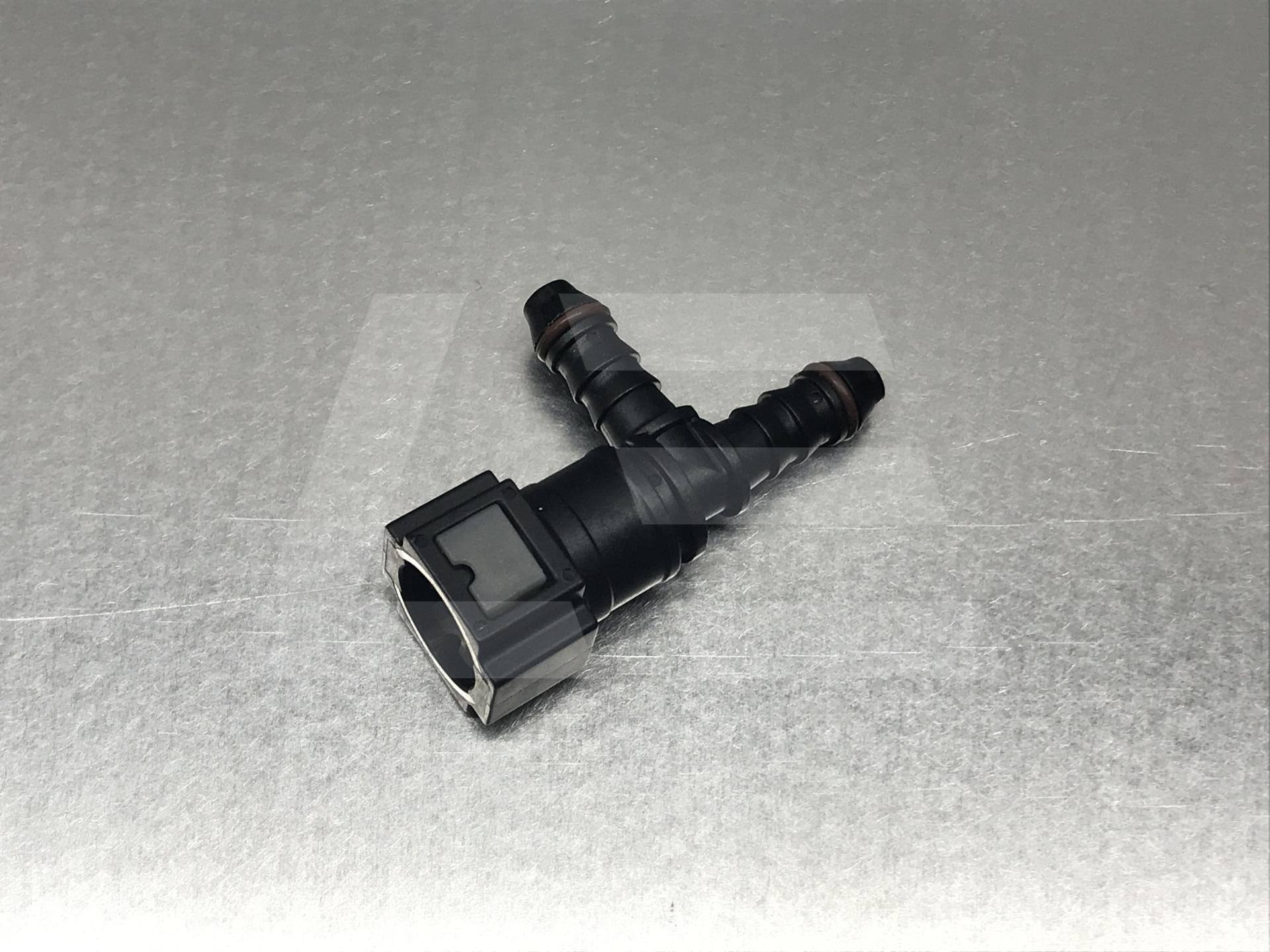 AlwayTec Фитинг быстросъемный топл B7 Φ7.89-3ways - ID6 прямой - 90 °, пластик Изображение №1