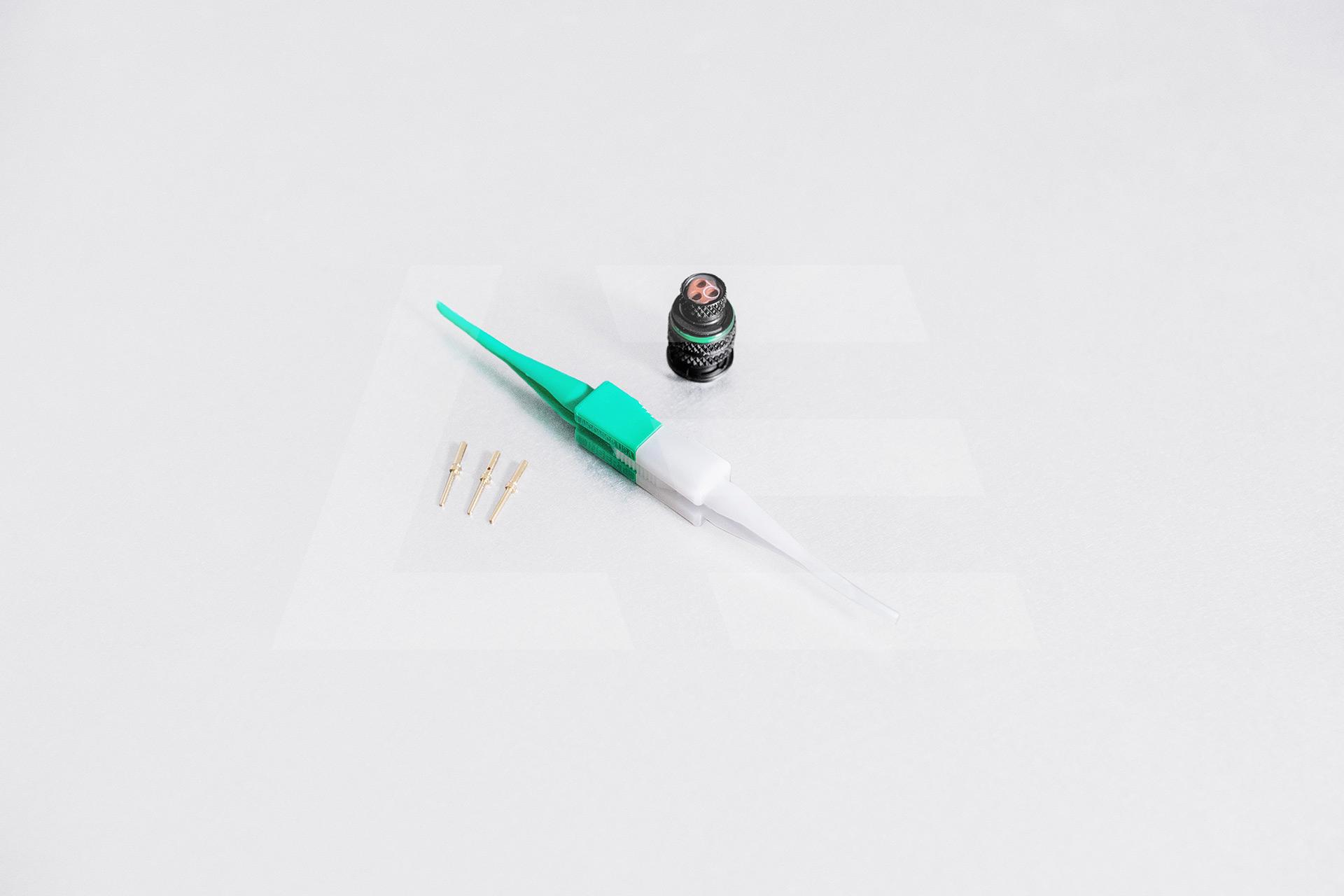 Deutsch Connectors Deutsch Connectors Разъем ASX602-03PD-HE Изображение №1