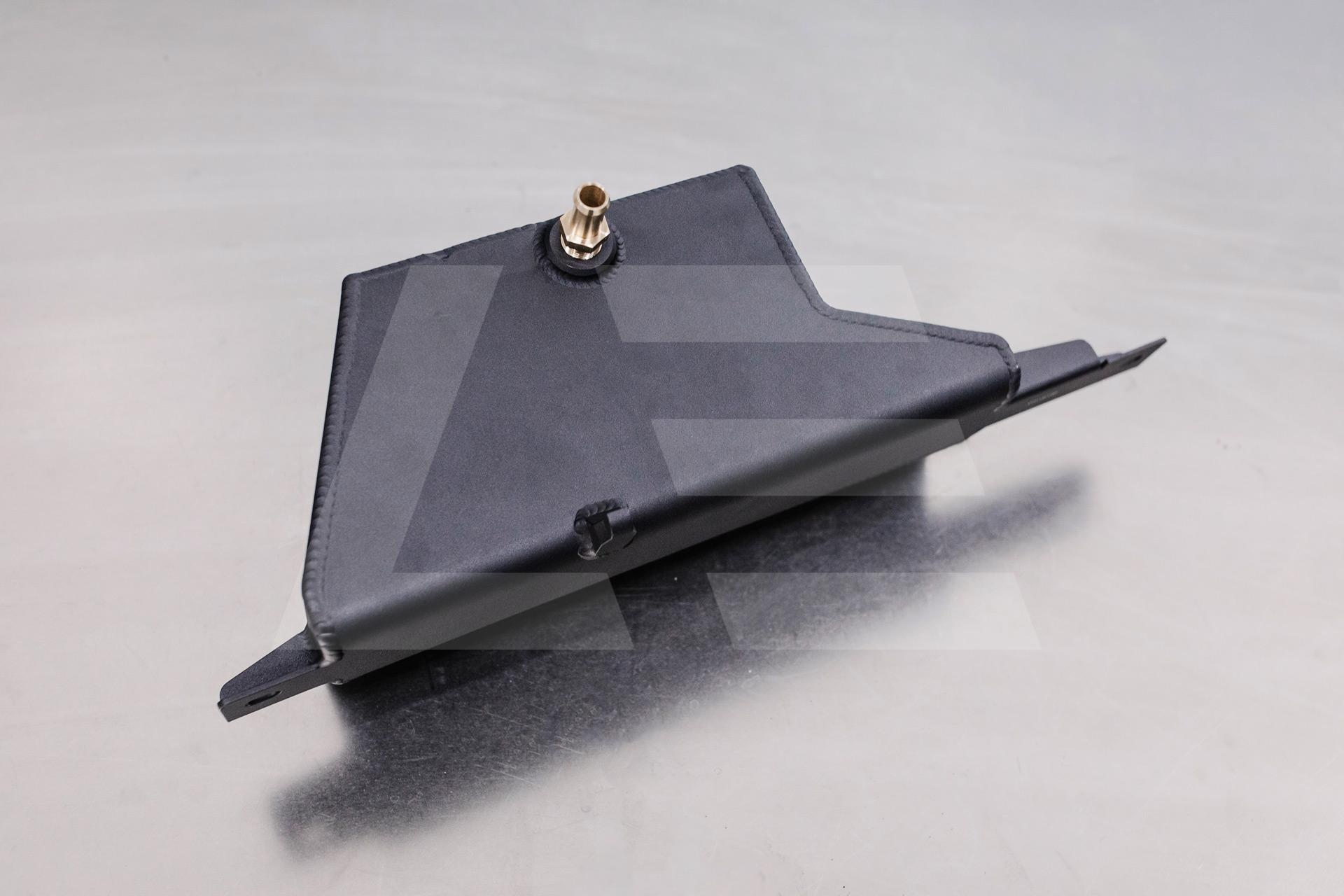 AMS Performance Бачок расширительный Nissan GT-R R35 VR38DETT Изображение №2